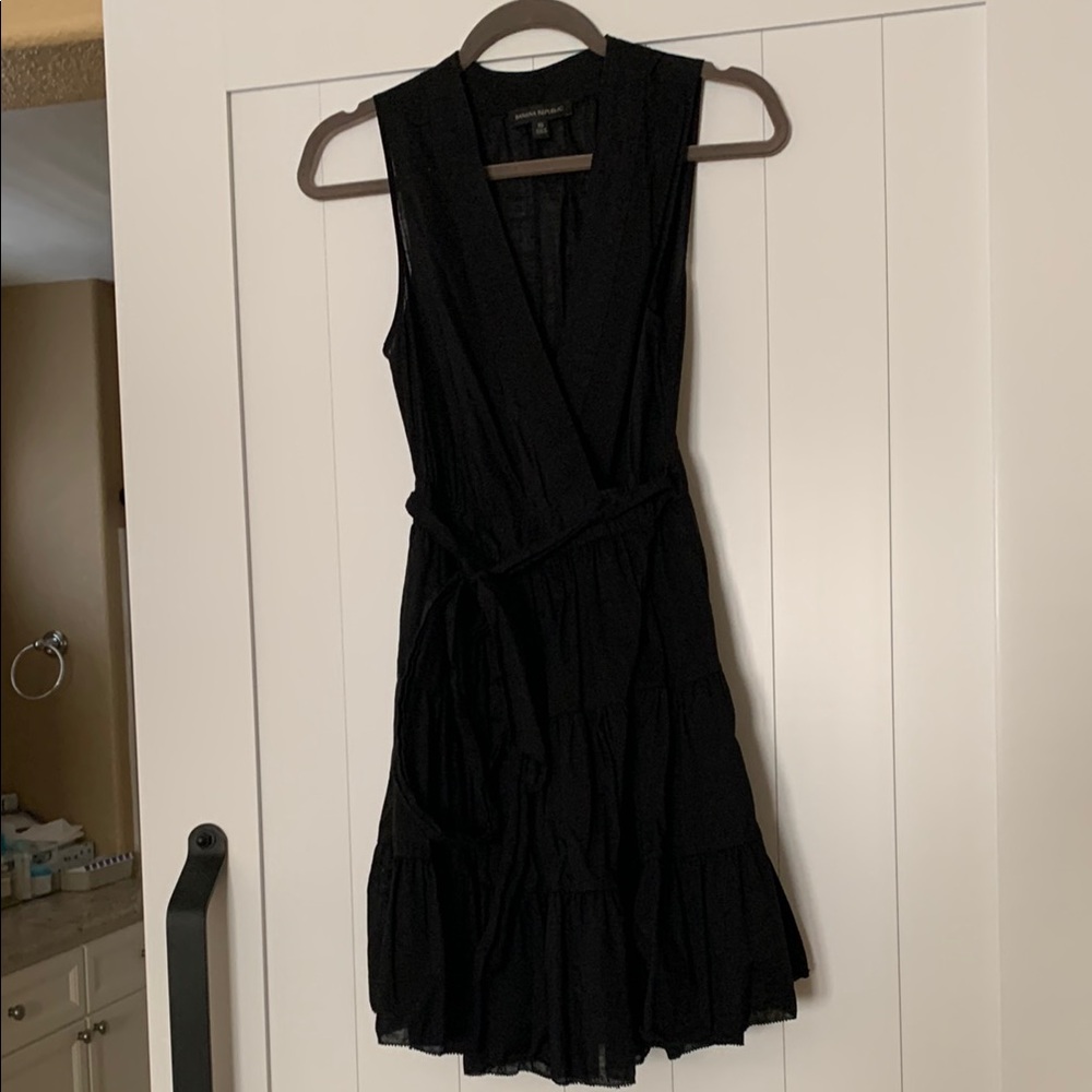 Elegant Black Sleeveless Dress